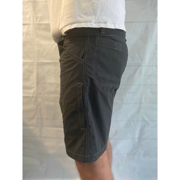 Kuhl Renegade Shorts Men’s Size 35 Charcoal Gray - Picture 2 of 8